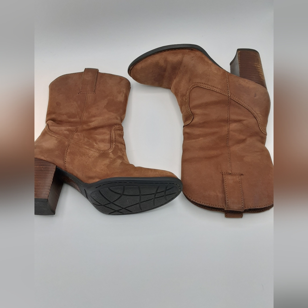 Born Crown Allegra Brown Leather Western Boot Size 7.